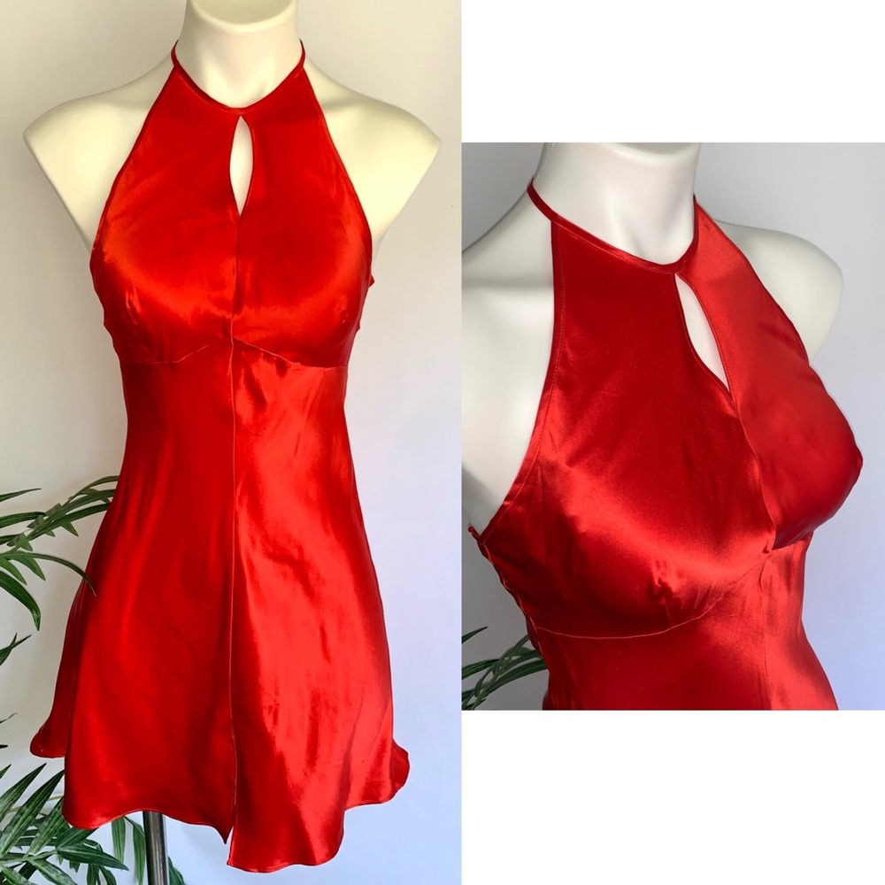 s i l k :: Vintage Victoria’s Secret Silk Slip Nightgown Negligé NWT ♥️💋